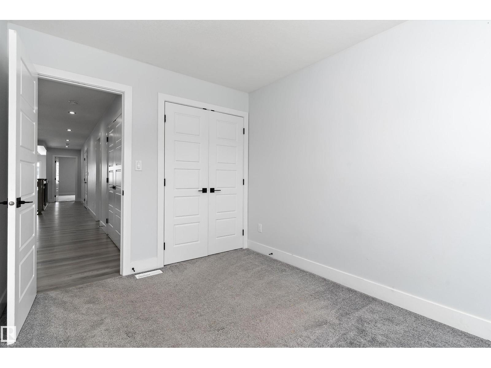 4209 38A ST - 26