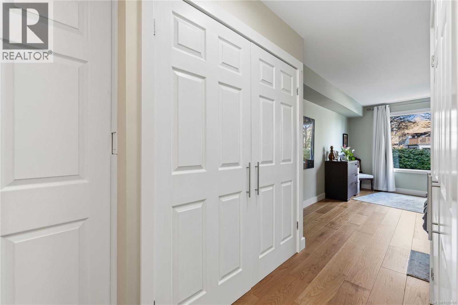 #107 4965 VISTA VIEW CRES - 16