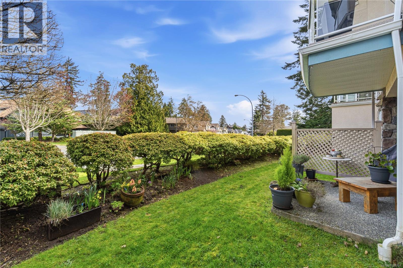 #107 4965 VISTA VIEW CRES - 30