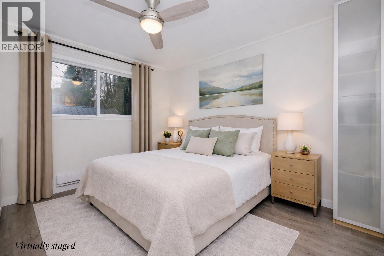 1405 VELVET ROAD, Gibsons