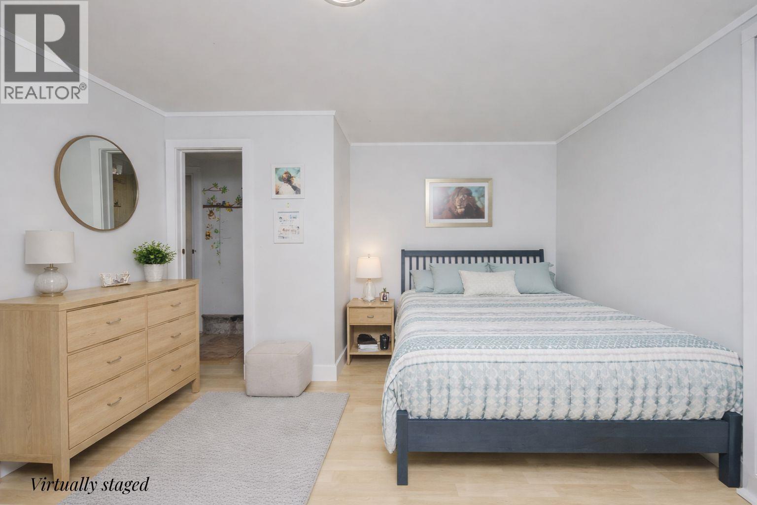 1405 VELVET ROAD, Gibsons