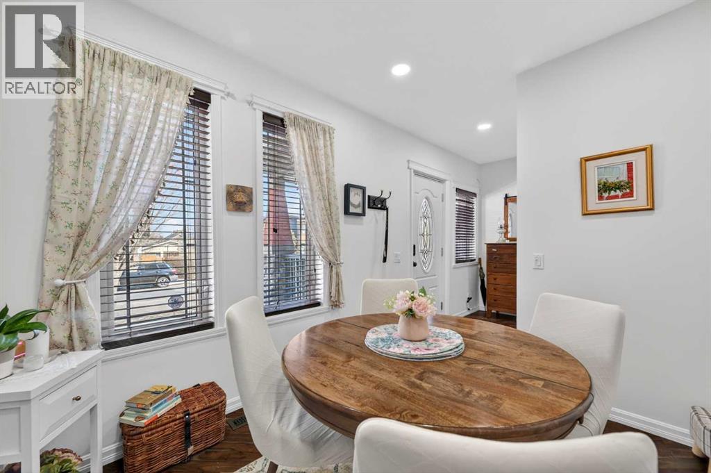 127 27 AVENUE NE - 6