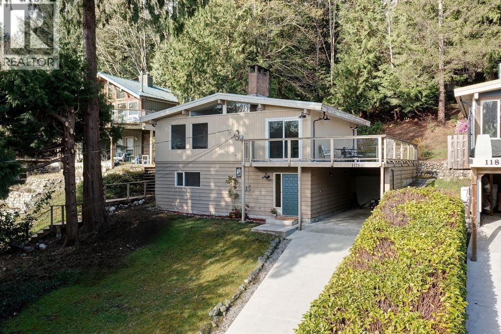 1175 MARINE DRIVE, Gibsons
