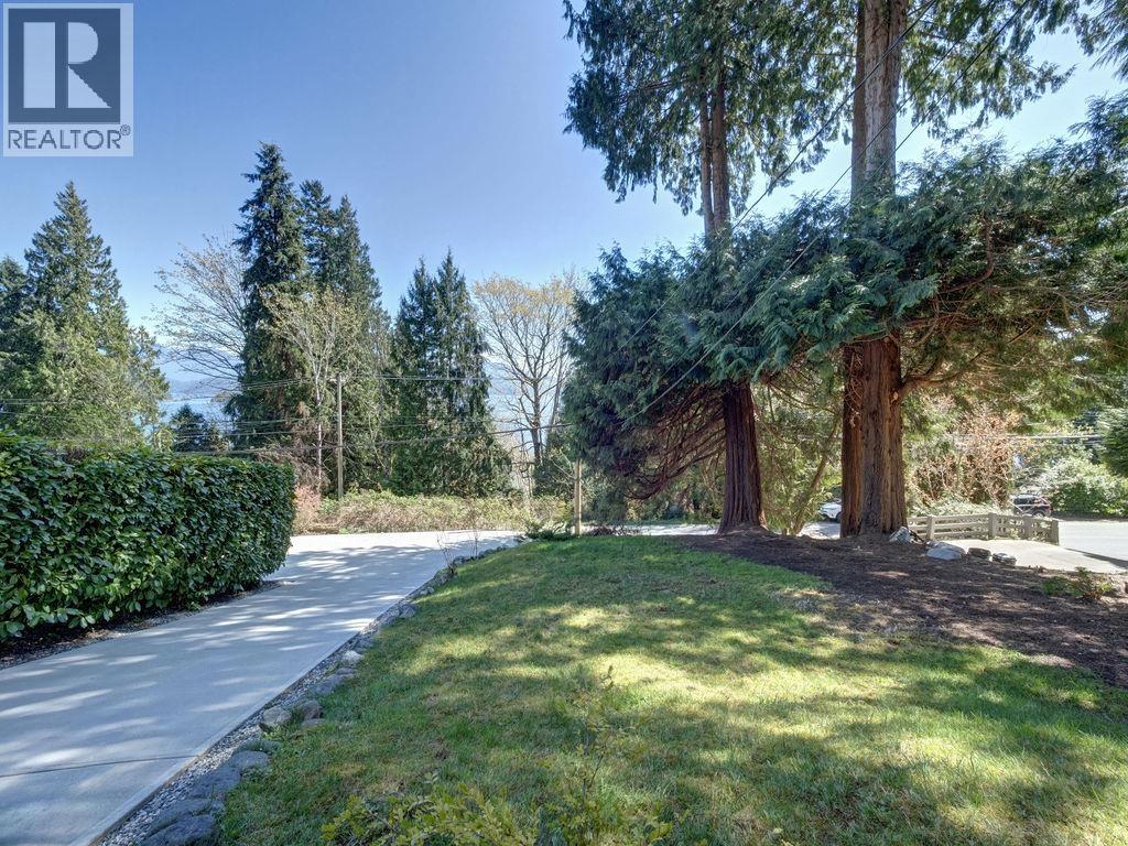 1175 MARINE DRIVE, Gibsons