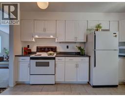 1175 Marine Drive, Gibsons, BC V0N1V1 Photo 10