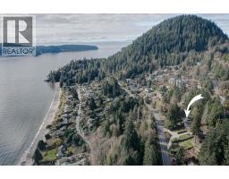 1175 Marine Drive, Gibsons, BC V0N1V1 Photo 31