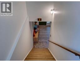 1175 Marine Drive, Gibsons, BC V0N1V1 Photo 6