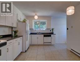 1175 Marine Drive, Gibsons, BC V0N1V1 Photo 7