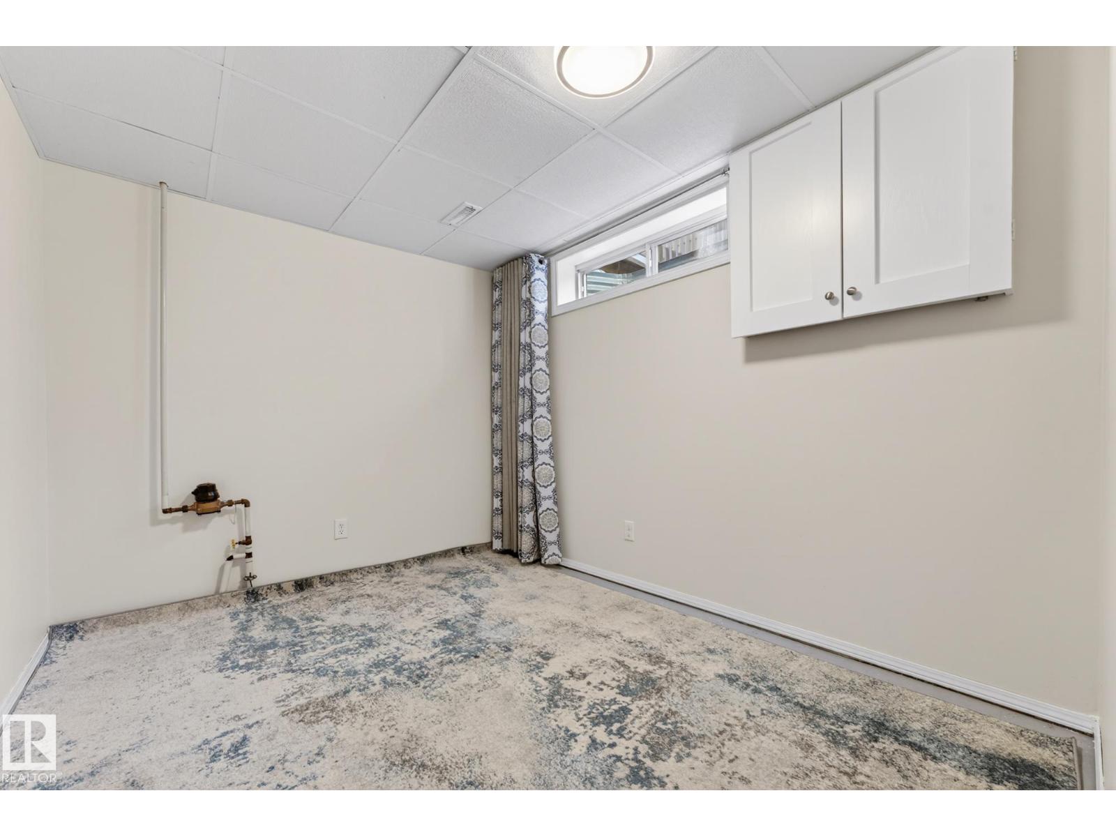 #30 903 109 ST NW, Edmonton