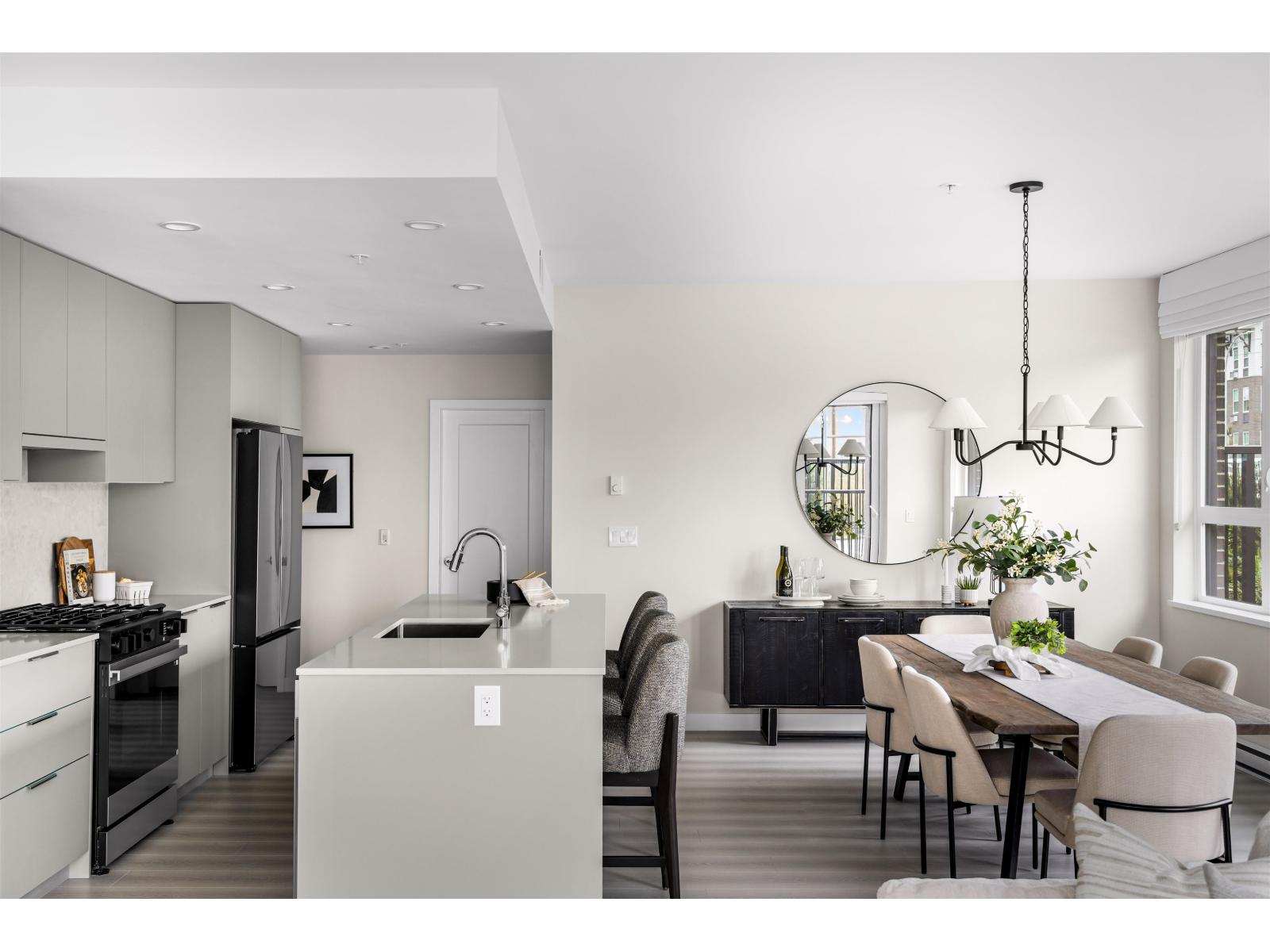 306 20049A 82 AVENUE, Langley