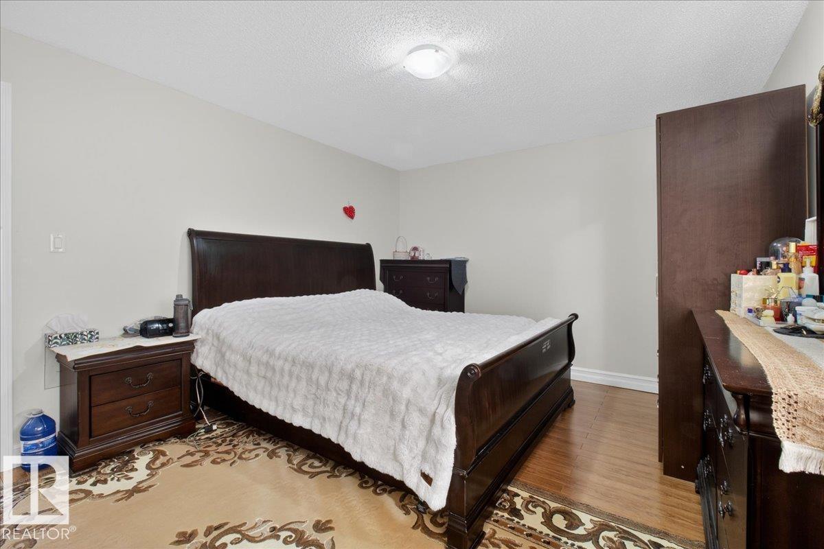 15603 122 ST NW - 31
