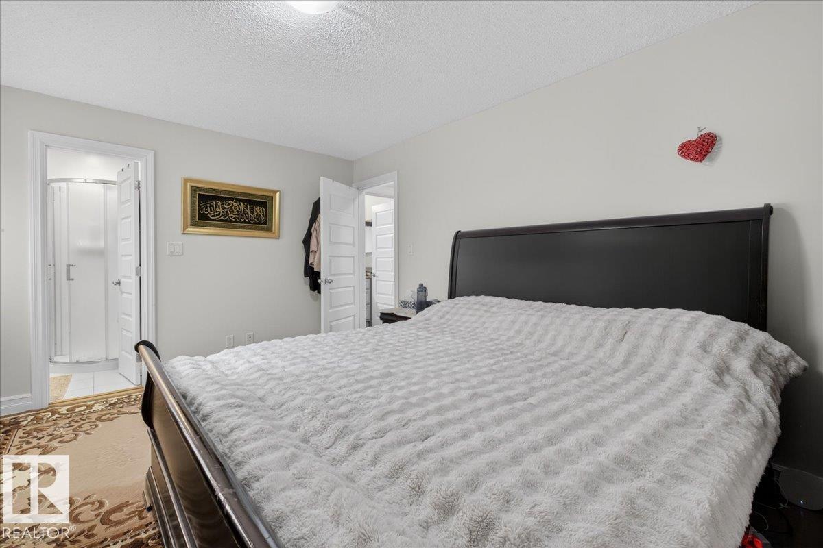 15603 122 ST NW - 32
