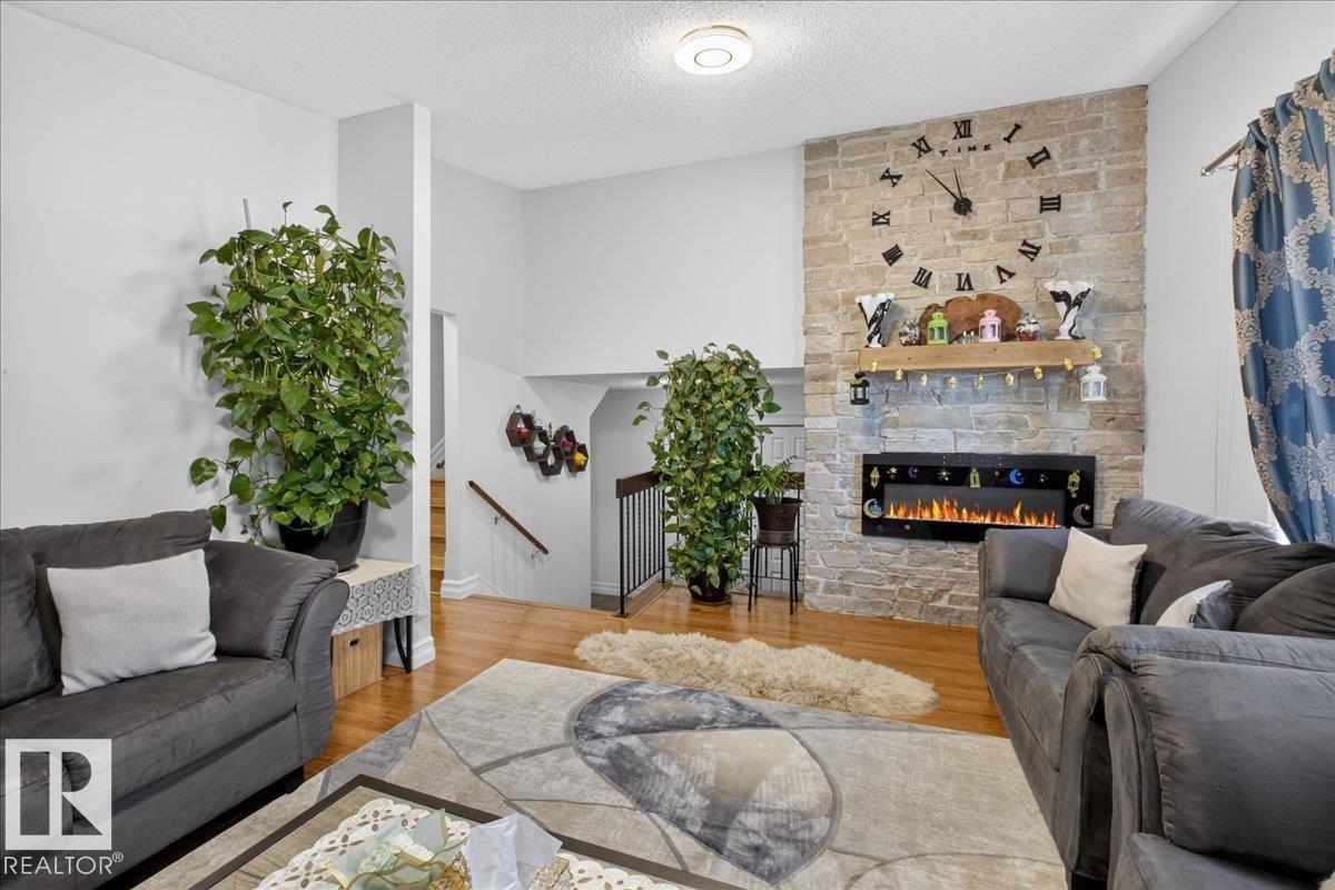 15603 122 ST NW - 9
