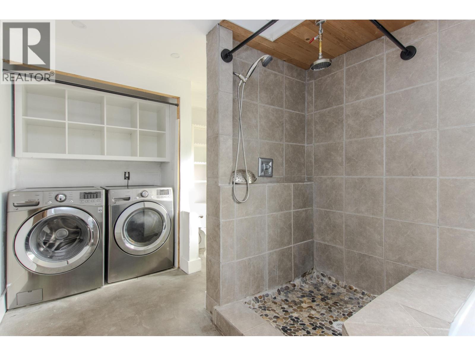 37970 FIFTH AVENUE, Squamish