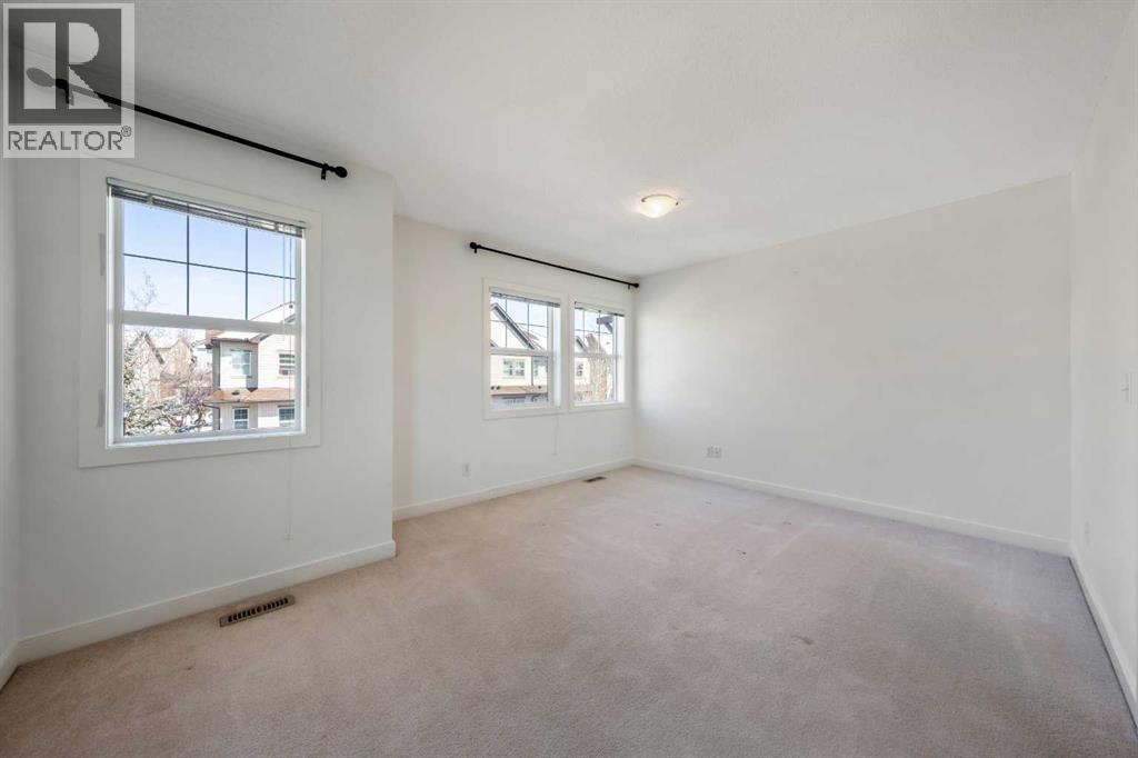 28 Heritage Drive, Cochrane