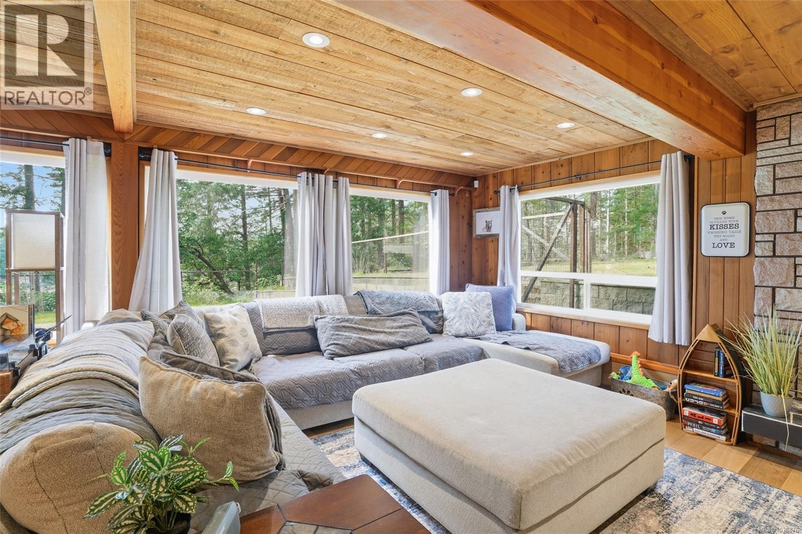 2687 Charles Rd - 39