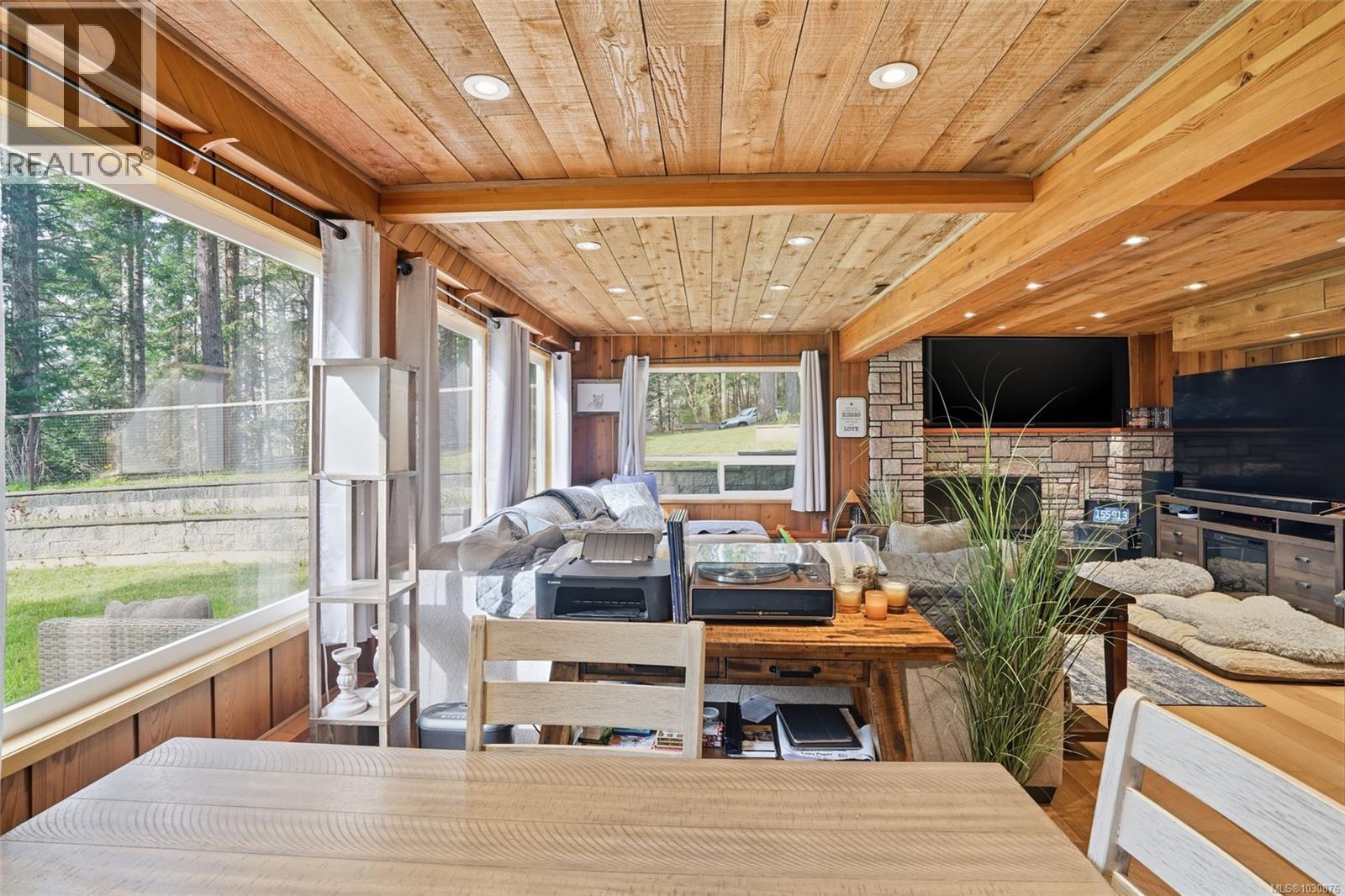 2687 Charles Rd - 44