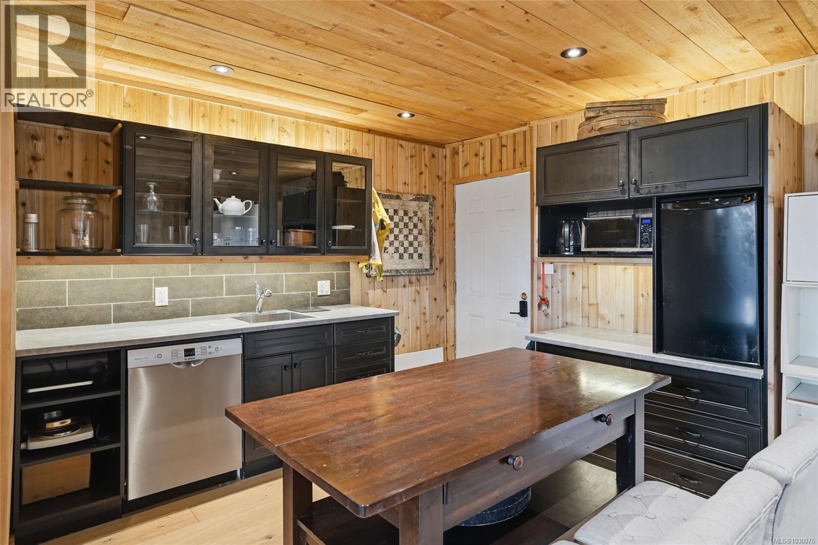 2687 CHARLES RD - 52