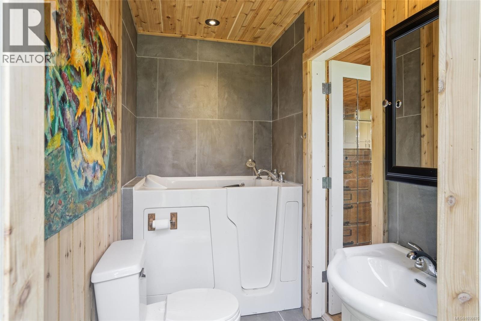 2687 CHARLES RD - 56