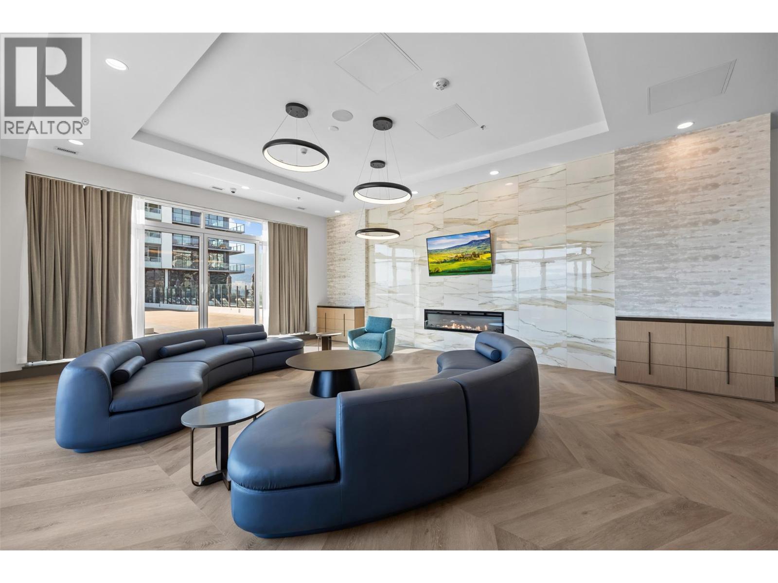 #3207 1626 WATER STREET - 23