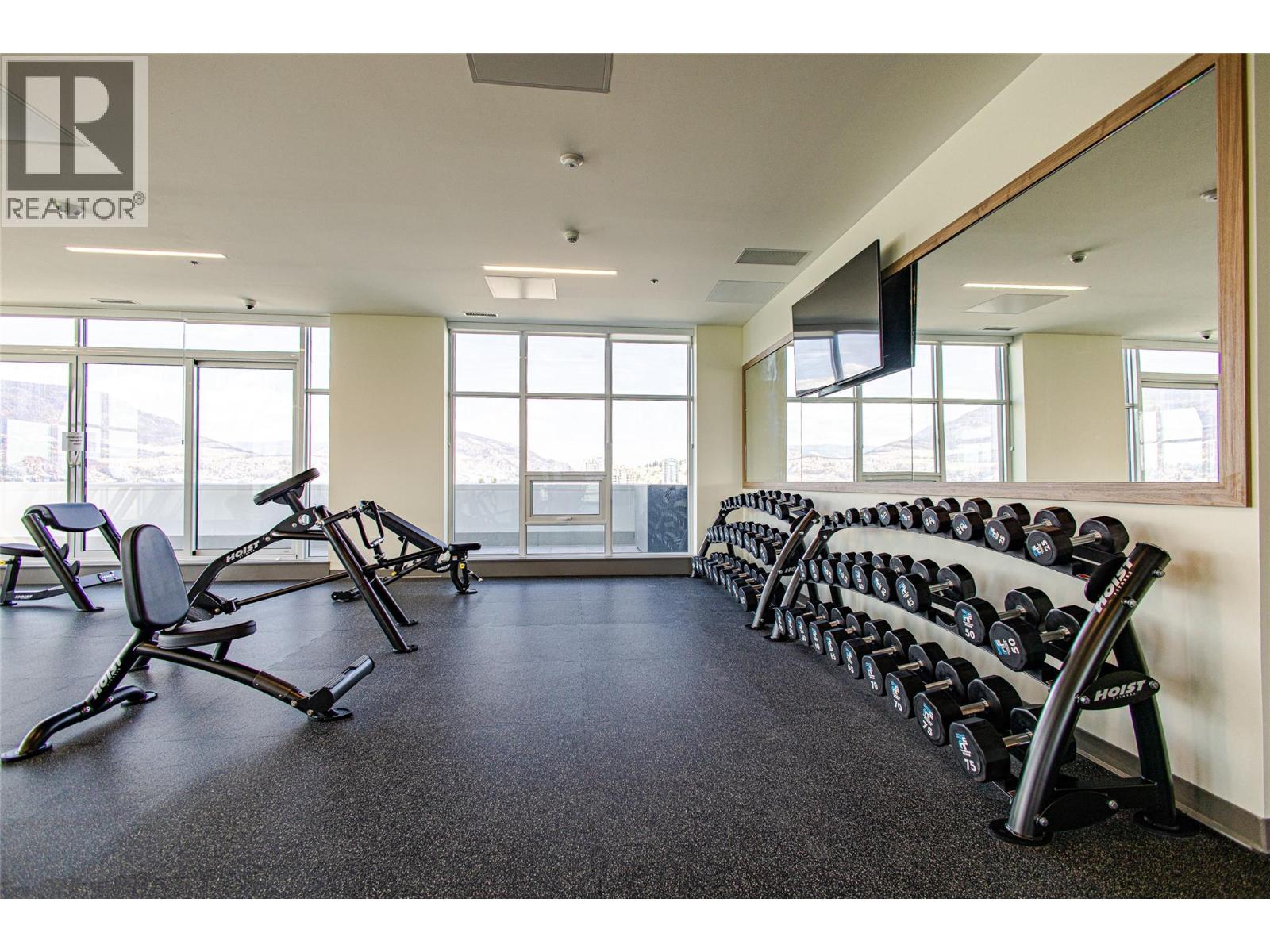 #3207 1626 WATER STREET - 42