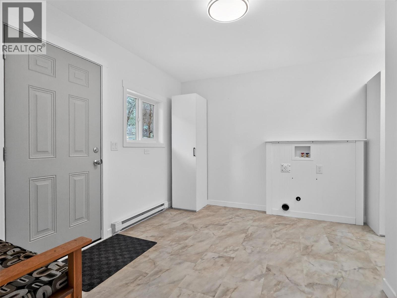 4032 Hills Frontage Road - 13