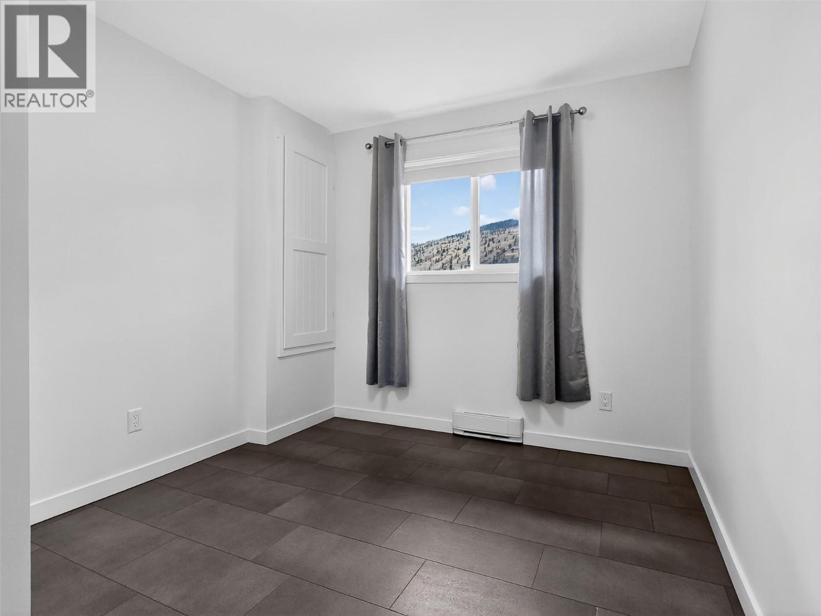 4032 Hills Frontage Road - 19