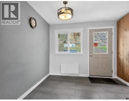 Bedroom - 4032 Hills Frontage Road, Cache Creek, BC V0K1H0 Photo 6