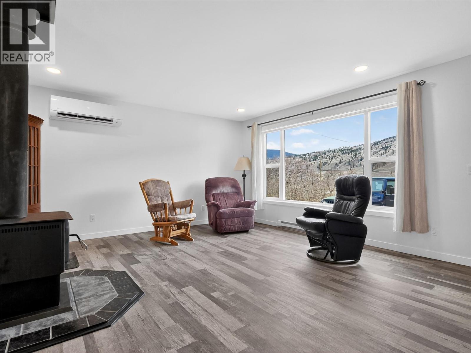 4032 HILLS FRONTAGE ROAD - 4