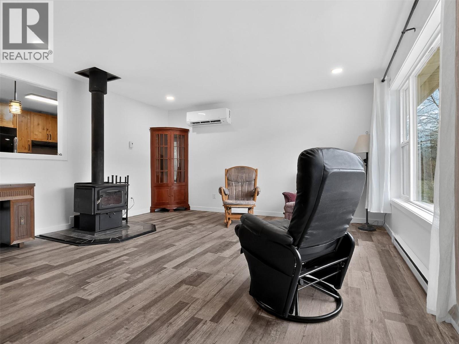 4032 Hills Frontage Road - 2