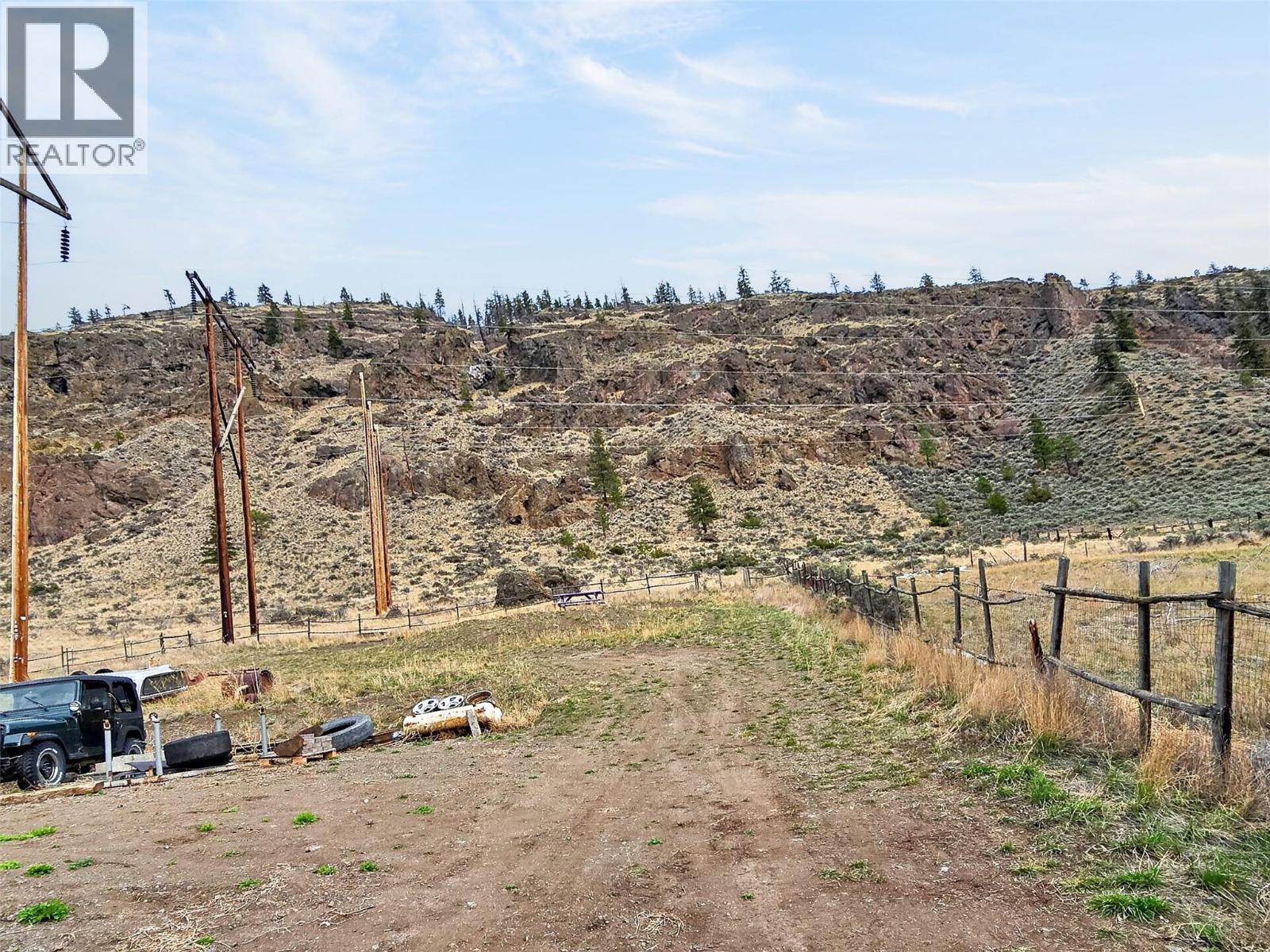 4032 HILLS FRONTAGE ROAD - 40