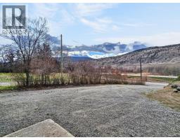 4032 Hills Frontage Road, Cache Creek, BC V0K1H0 Photo 29