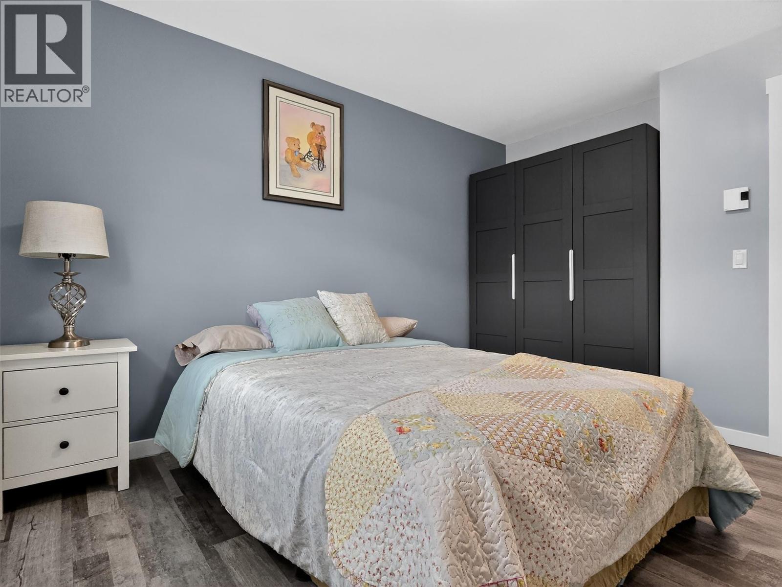 4032 Hills Frontage Road - 25