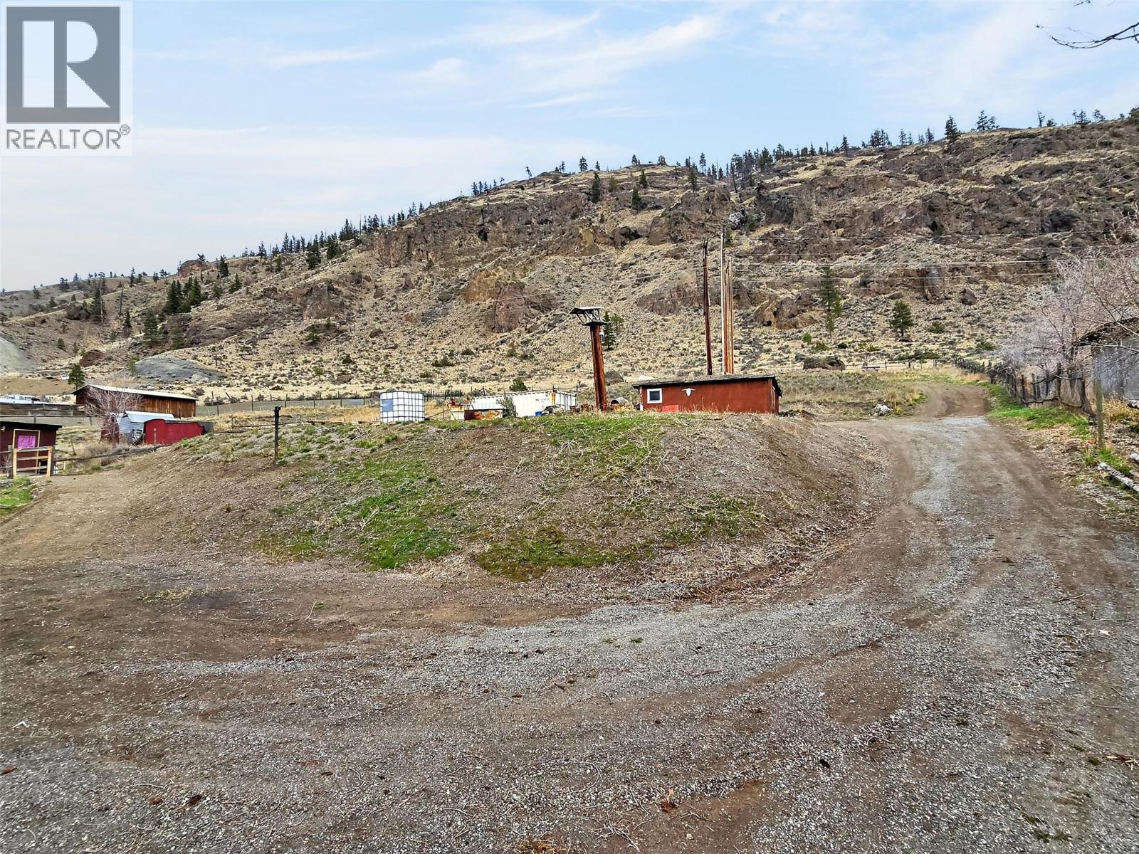 4032 Hills Frontage Road - 36