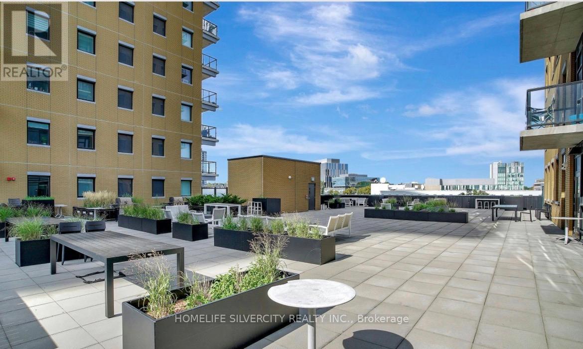 #1003 104 GARMENT STREET - 6