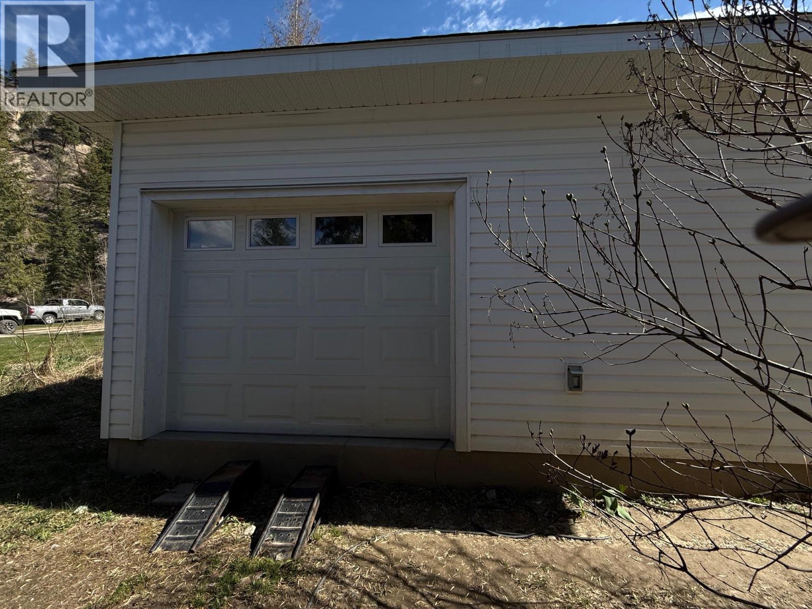 4385 MOUNTAIN ROAD - 26