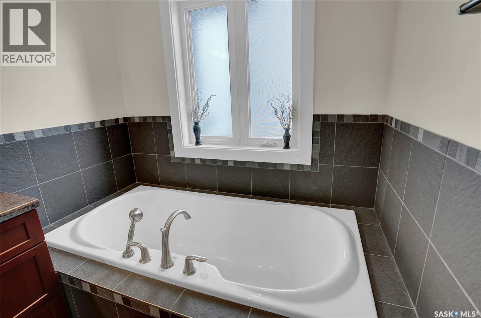 262 BLUE SAGE DRIVE - 28