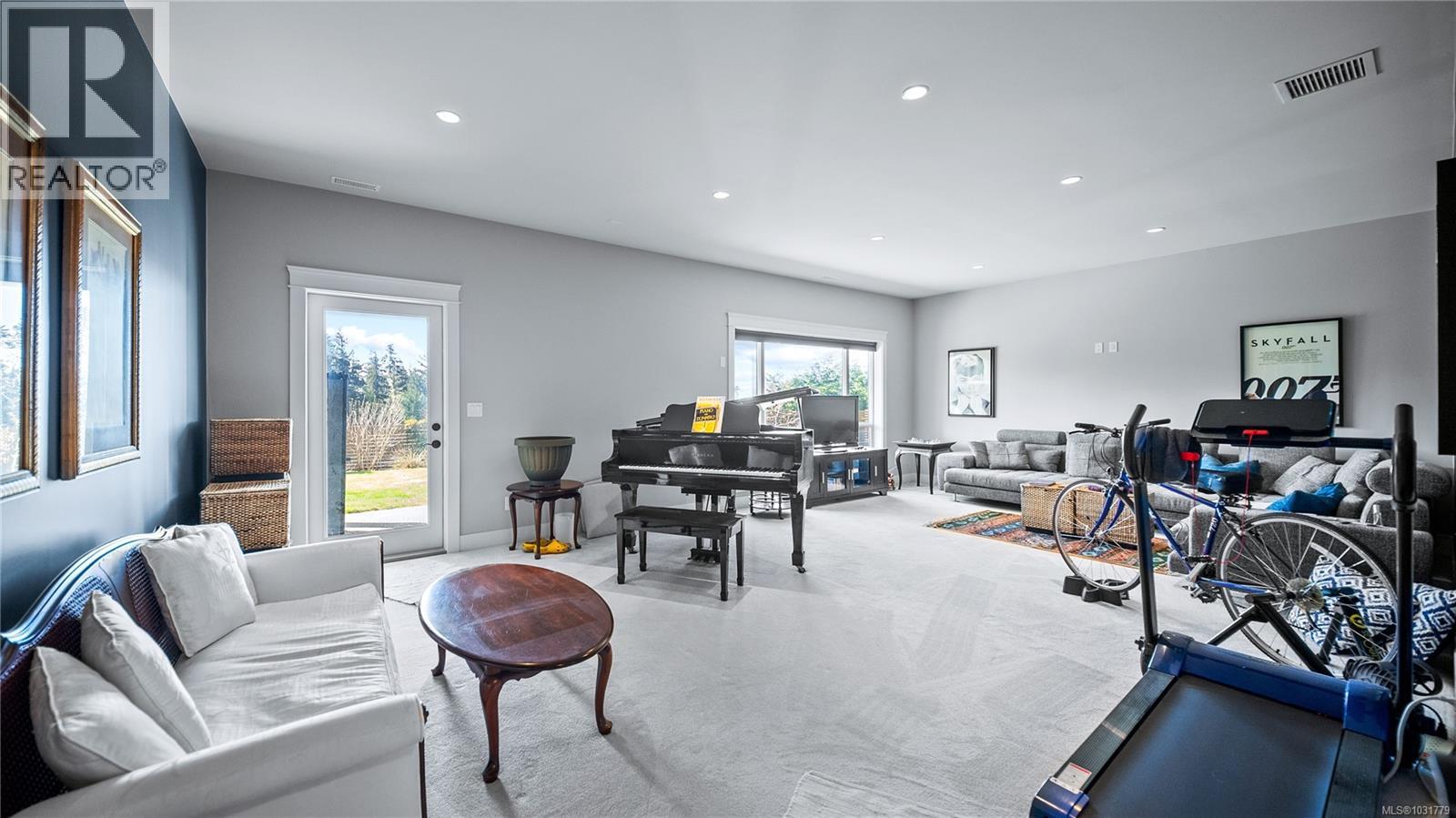  7275 Mugford's Landing, Sooke