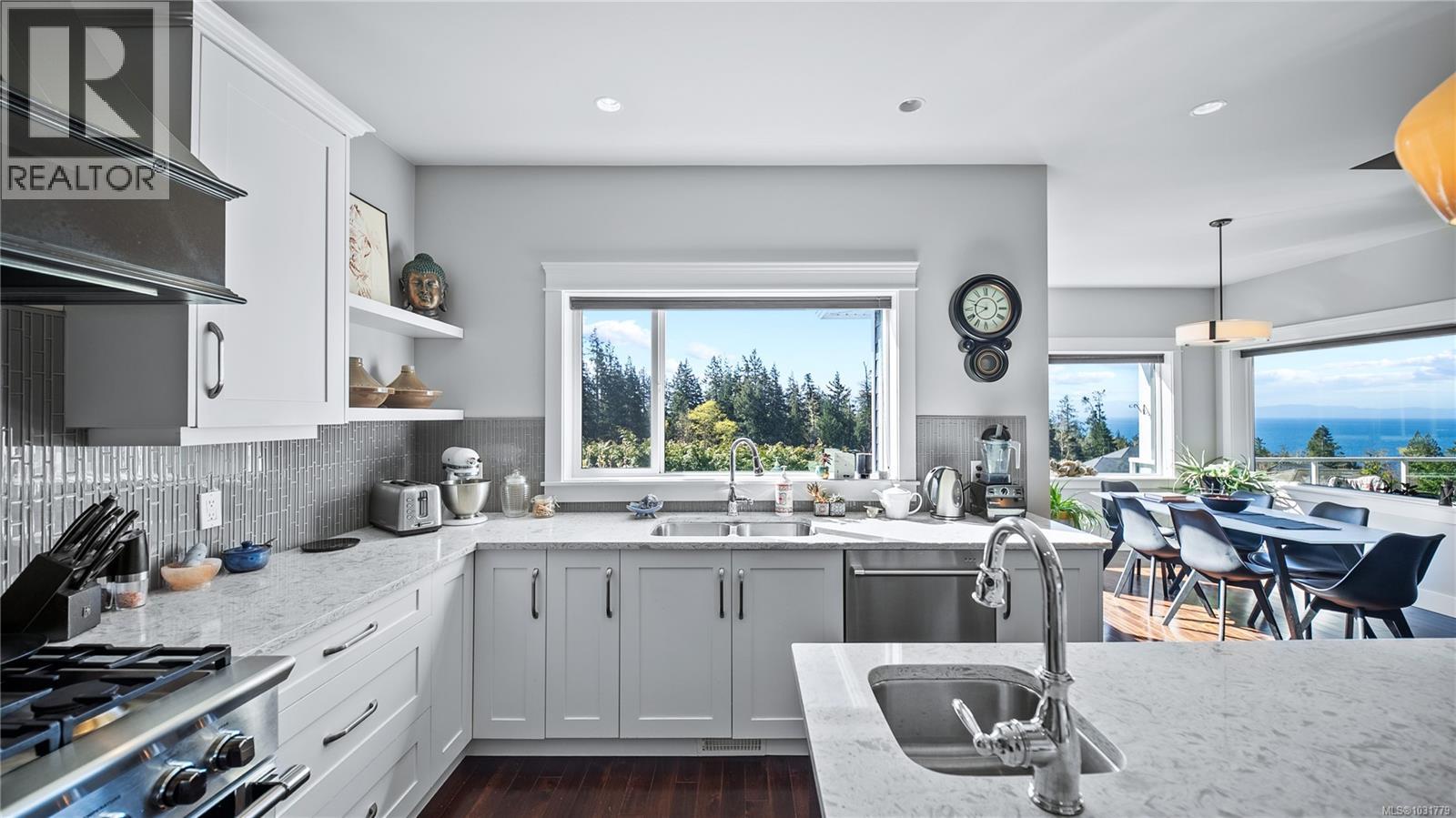  7275 Mugford's Landing, Sooke