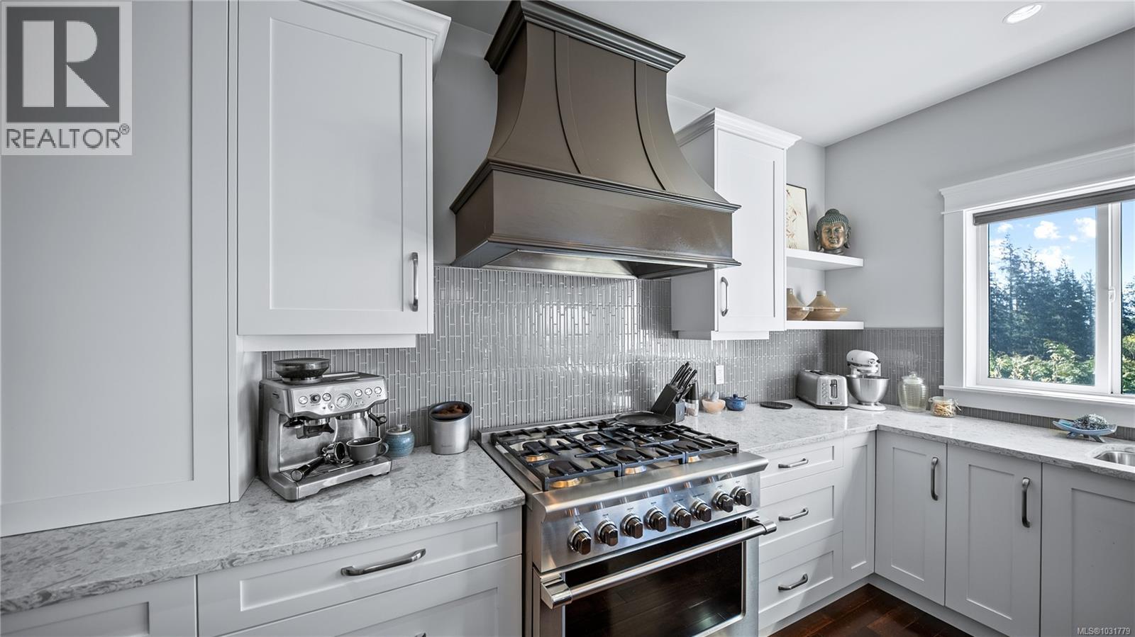  7275 Mugford's Landing, Sooke