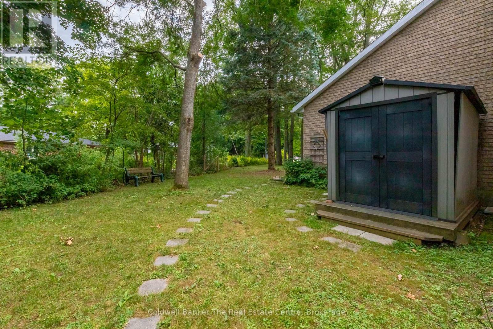 110 FOREST GLEN DRIVE - 47