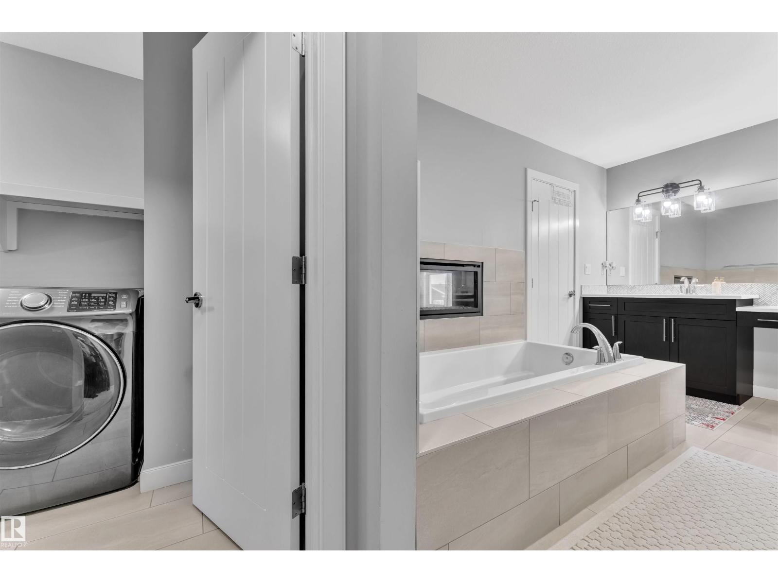 4104 6 AV SW, Edmonton