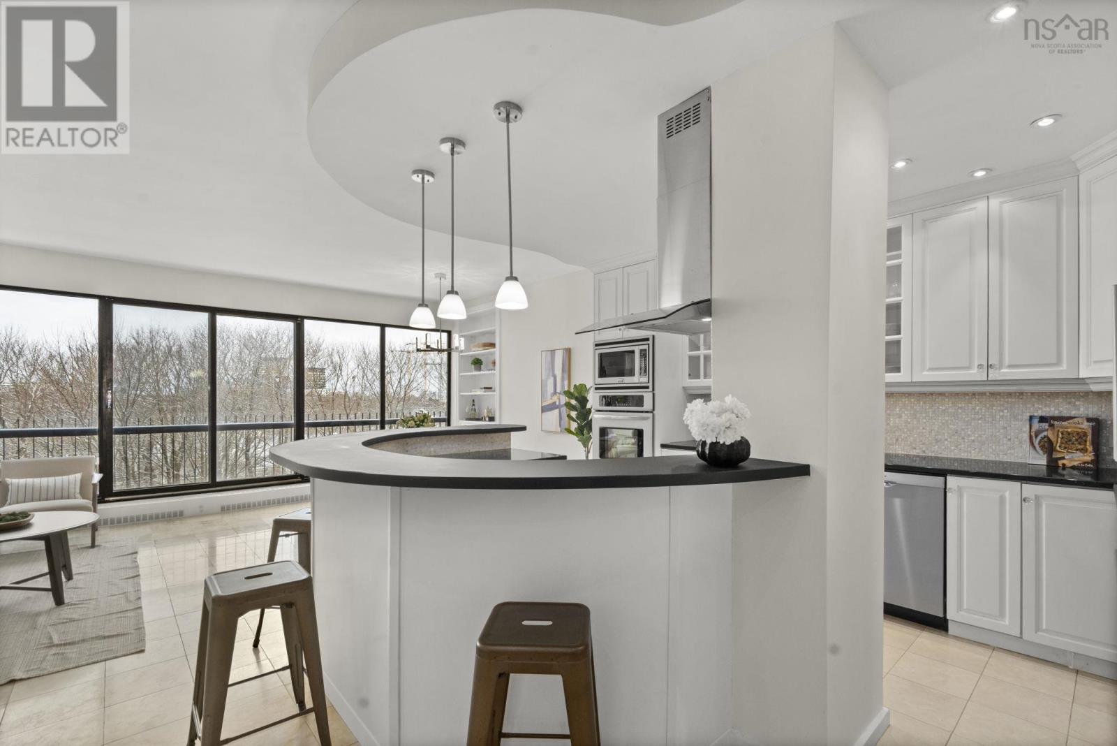 Property photo of 504 6095 Coburg Road