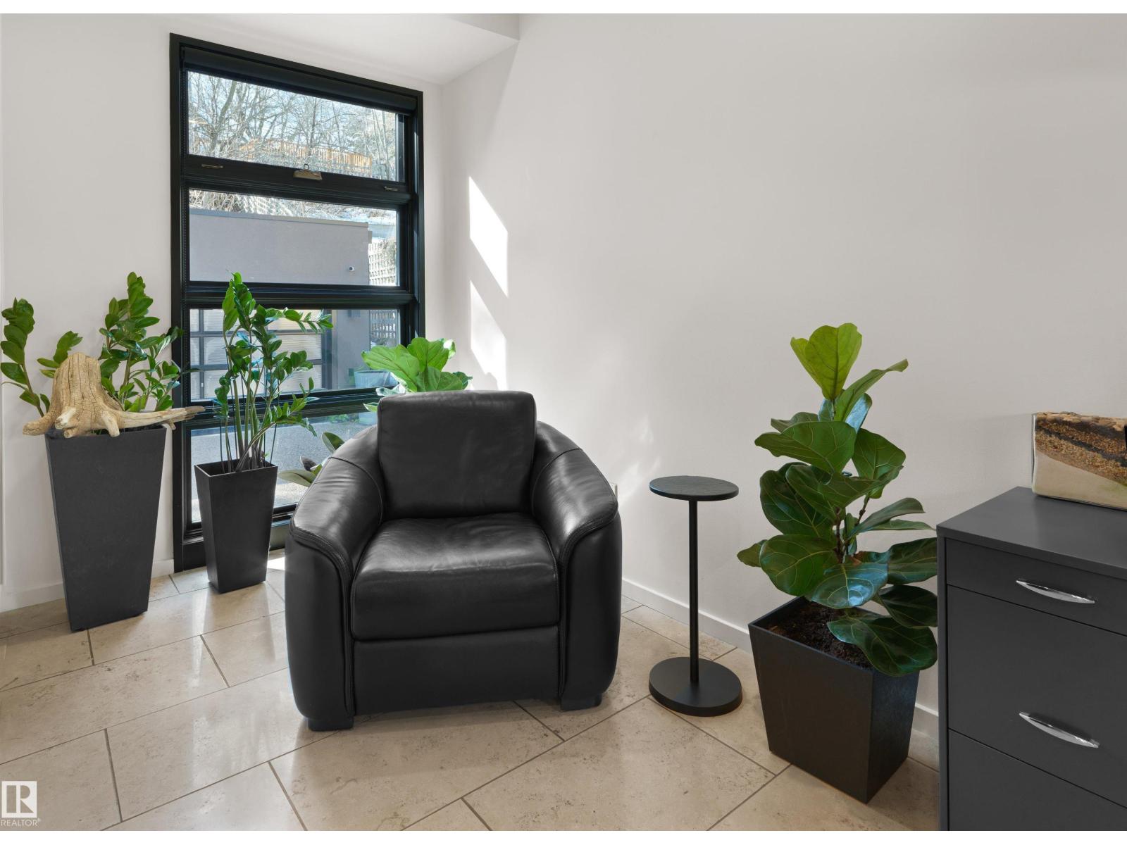 9651 87 AV NW, Edmonton