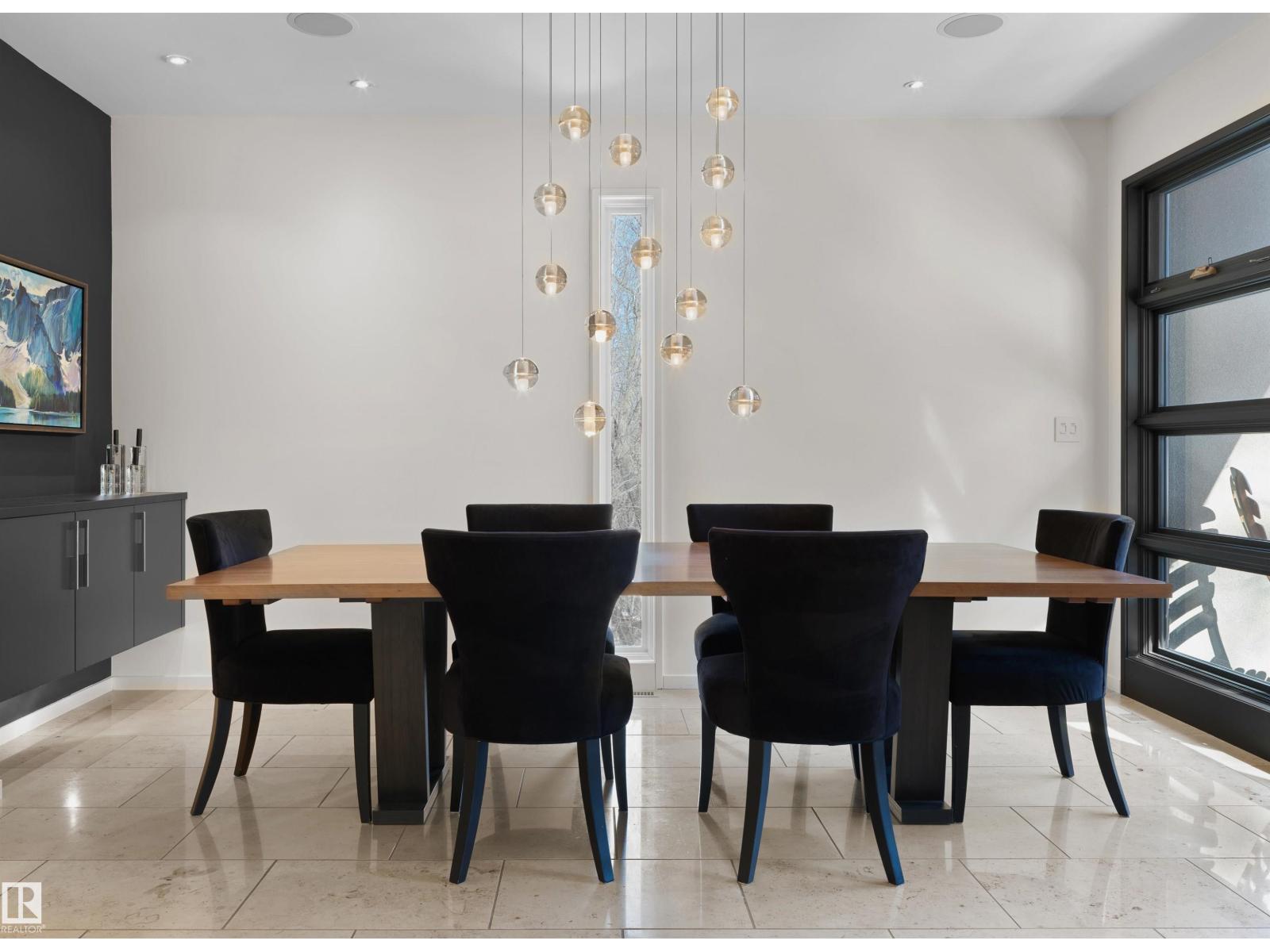 9651 87 AV NW, Edmonton