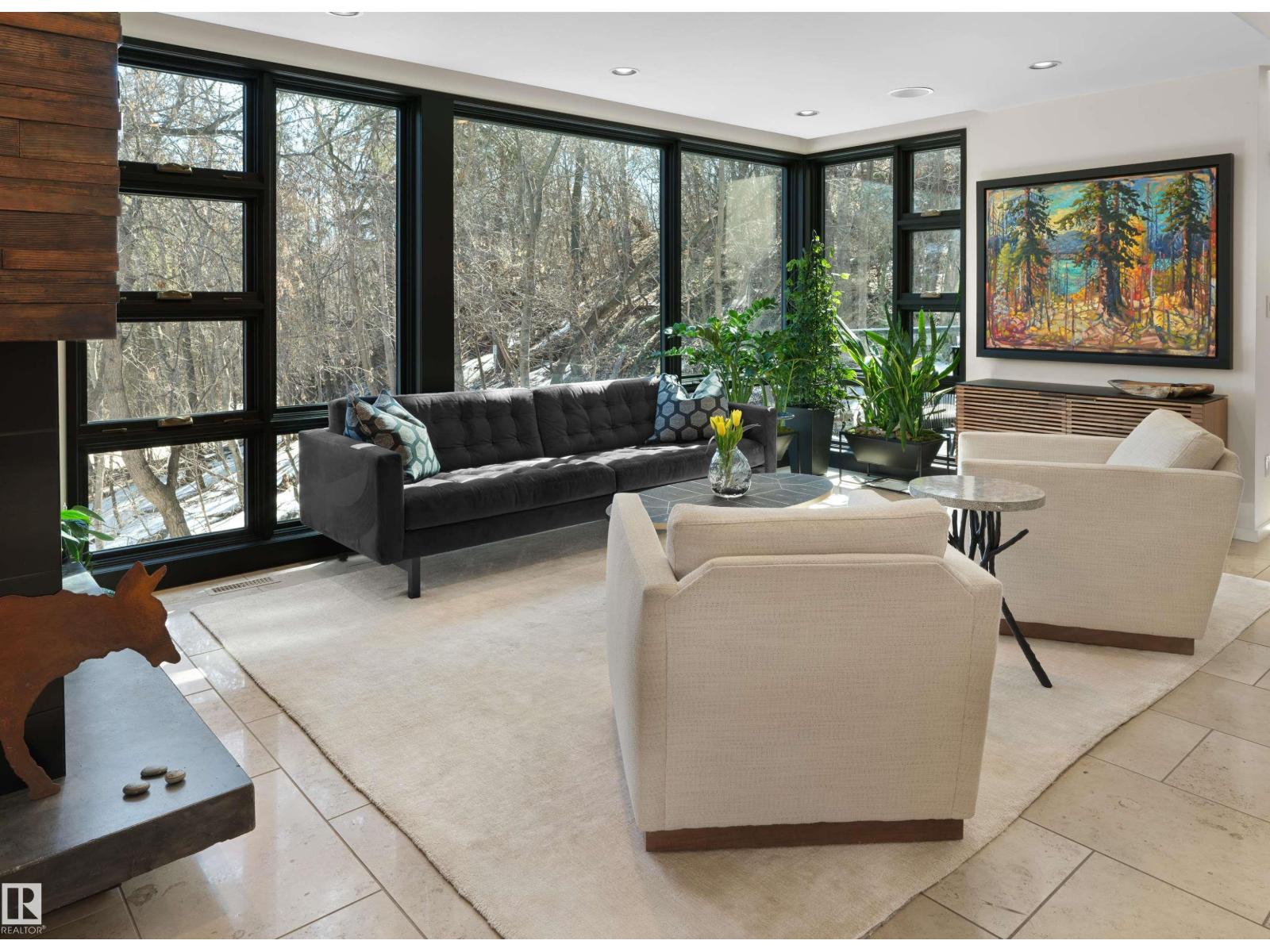 9651 87 AV NW, Edmonton