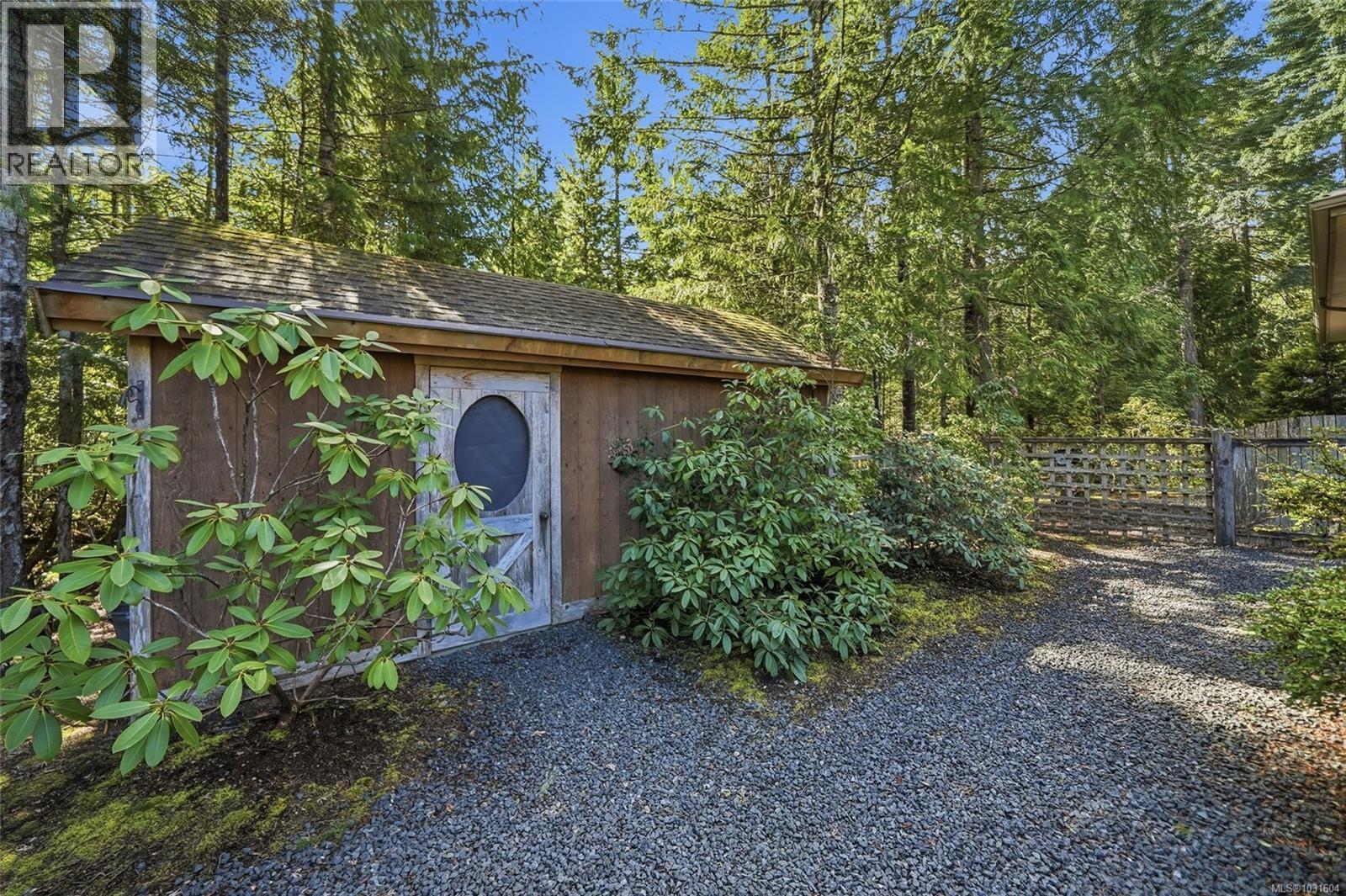 1195 SPIDER LAKE RD - 36