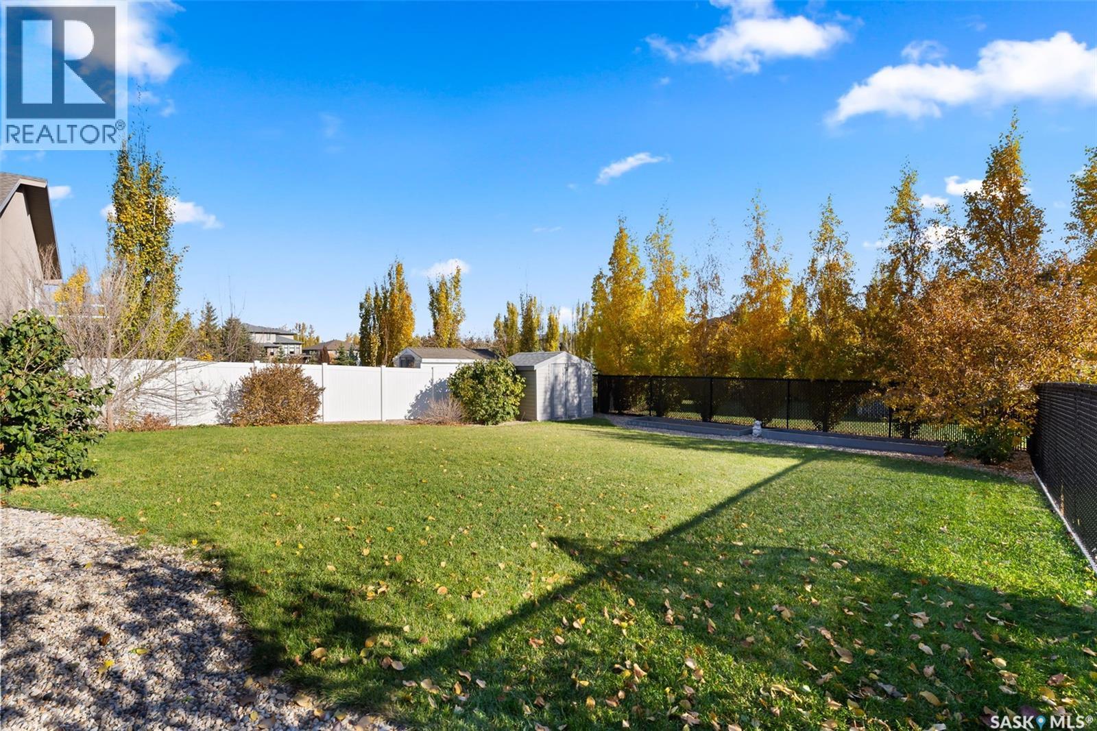 37 CHURCHILL CRESCENT - 41