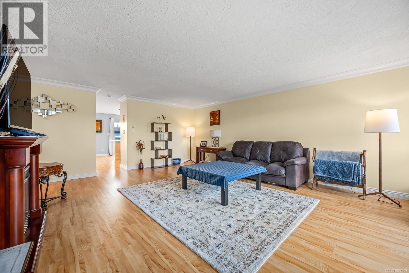 #14 2475 MANSFIELD DR - 5