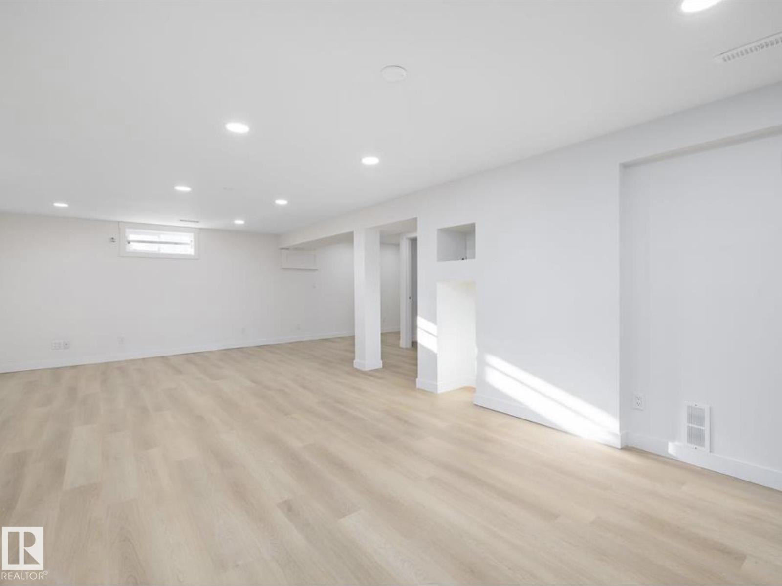 14736 122 ST NW, Edmonton